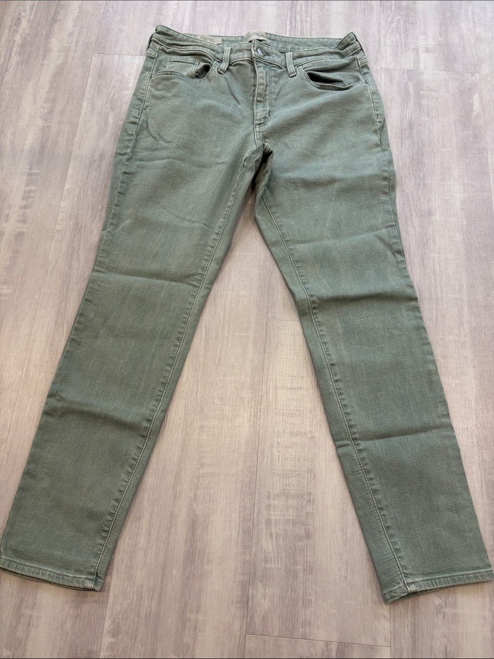 Universal Women's Skinny Jeans — Olive Green & Dark Blue (Bundle) - Picture 3 of 11